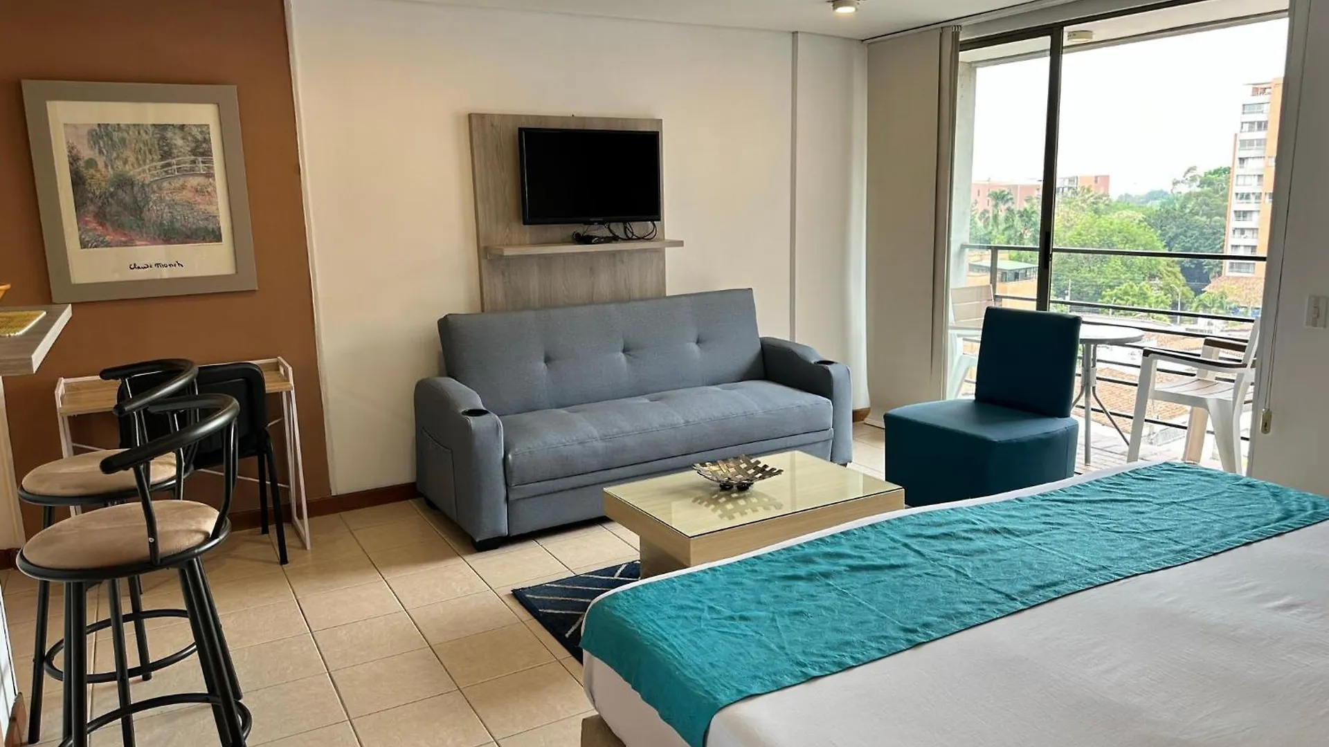 Apartamento Amoblados Medellin Poblado Patio Bonito