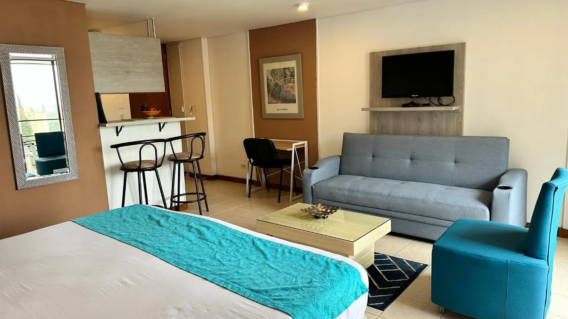 Apartamento Amoblados Medellin Poblado Patio Bonito 0*,  Colombia