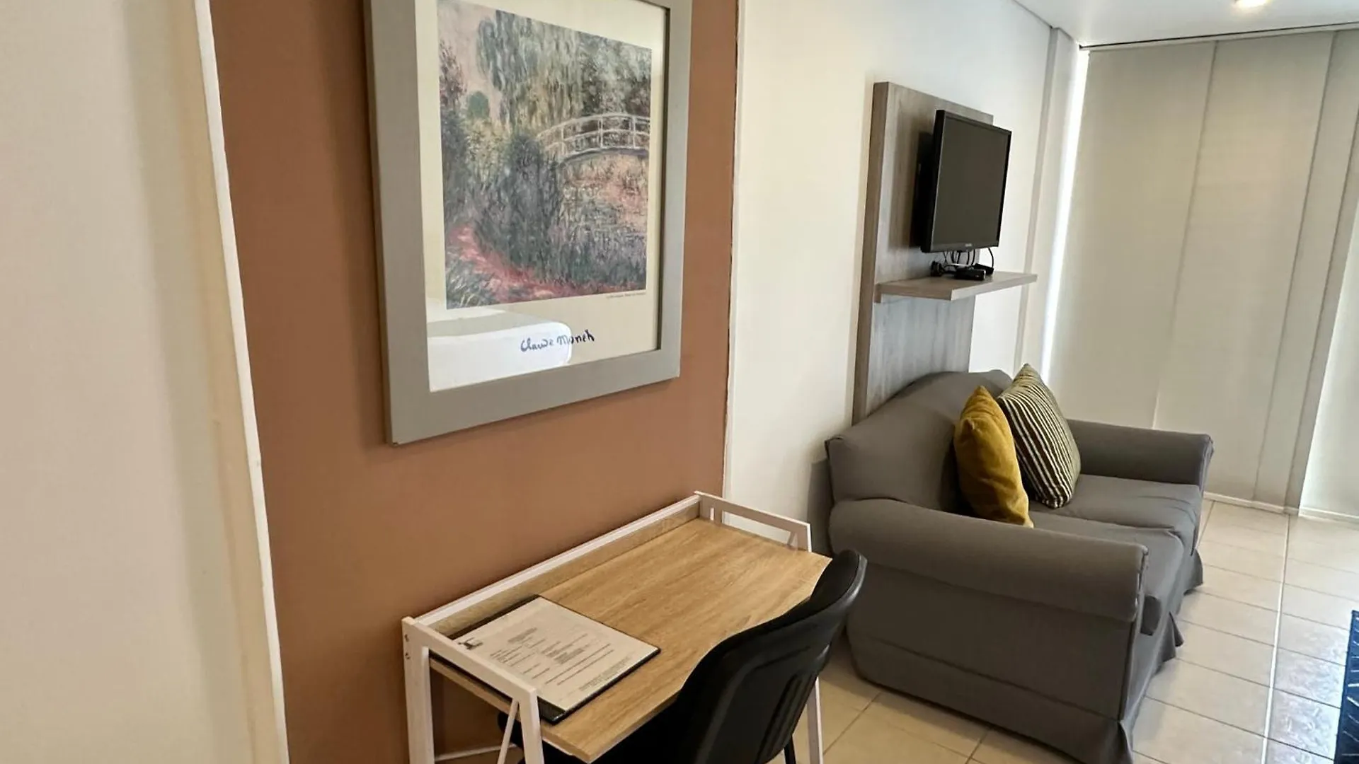 Apartamento Amoblados Medellin Poblado Patio Bonito